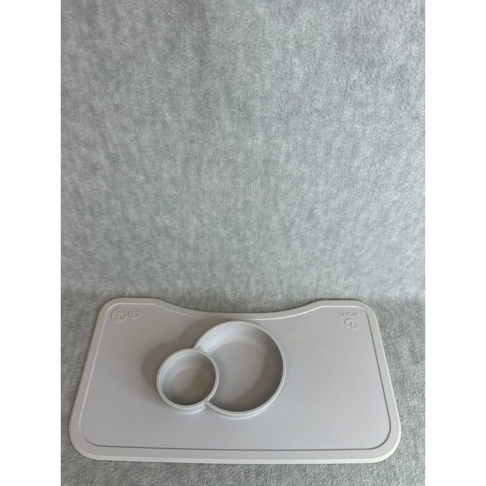 Stokke ezpz Silicone Mat Feeding Baby Grey Suction Divided Bowl Mat Eating
